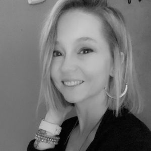 Meet your Posher, April